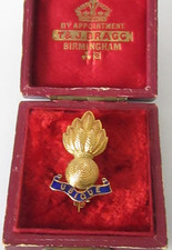 Gold Pin Brooch - Vintage 9ct