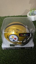 Kenny Pickett Signed Pittsburgh Steelers Alt. Flash Mini Helmet Beckett Witness