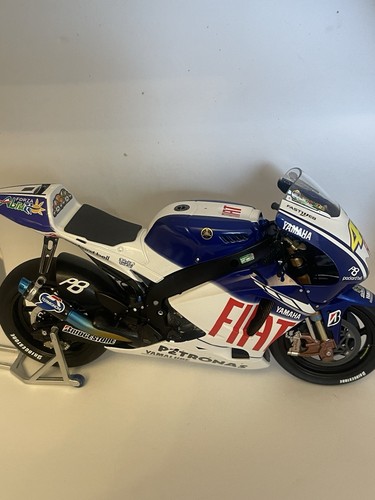 Valentino rossi 2009 forza - valentino,