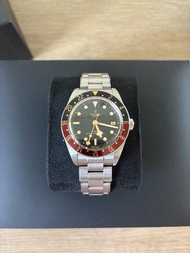 Tudor black bay - black, gmt