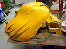 Triumph Tiger 855 900 955 Fuel Petrol Tank With Cap & Key