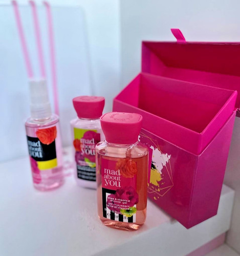 Bath body works mad about - &,