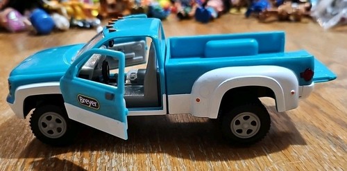 Breyer stablemates dually pick - breyer,
