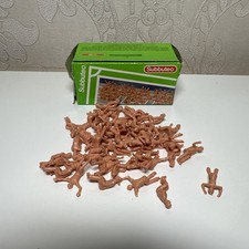 Subbuteo 61168 Unpainted Supporters Fan Figure Spectators