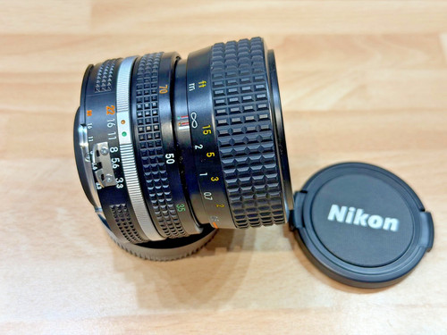 Nikon zoom nikkor 70mm - nikkor, 35-70mm