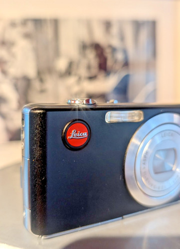 Leica lux digital 7 - 2, 7.4mp