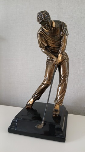 Bronze effect male golfer - bronze,