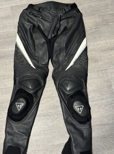 Triumph Triple Leather Motorcycle Trousers CE Armour Size 34