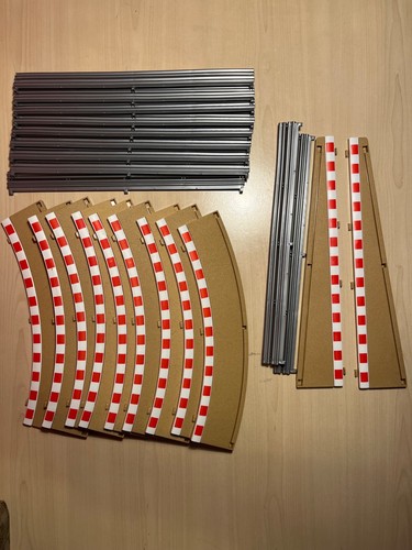Scalextric borders barriers - &,