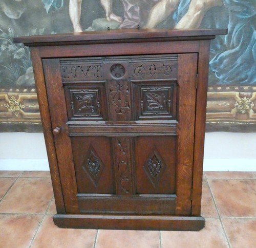 Corner cupboard gothic - , wall