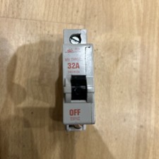 MEM MCB Type 3 32 Amp M9