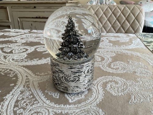 Christmas snow globe musical - snow,