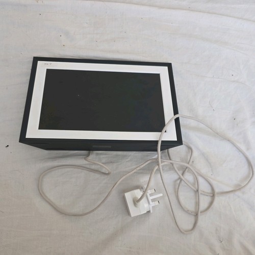 Aura carver digital photo - carver,