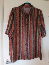 Shein Mens Jazzy Geometric Pattern Short Sleeve Shirt Size 6XL But Fits 3XL