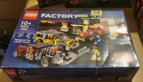 Lego 10200 custom car - 10200, garage