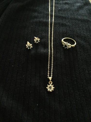 Costume jewellery gold - jewellery,