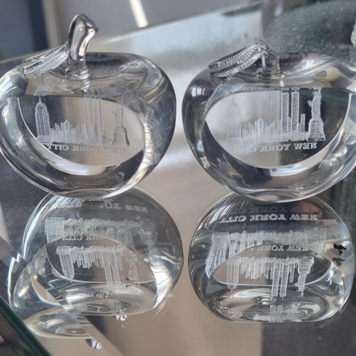 Clear glass apple - x,