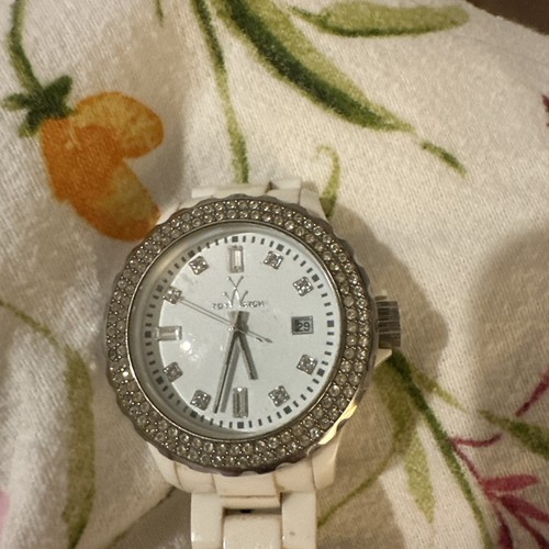 Toywatch unisex white dial - white,
