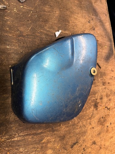 Suzuki side panel old vintage - suzuki,