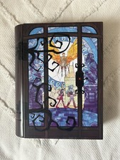 Illumicrate Daughter of Smoke and Bone Laine Taylor Storage Tin Book Holder