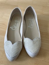 French Sole White Satin Style Beaded Heart Ballet Pumps Small Heel Size 38/UK 5