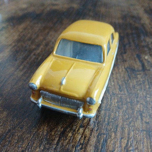 Corgi toys 200 - toys, consul
