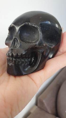 Black obsidian skull carving - black,