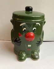 VINTAGE 1980s  DUSTY BIN 3-2-1