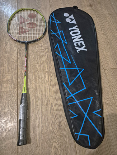 Yonex muscle power - power, light
