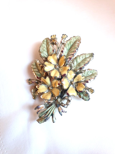 Vintage exquisite brooch - exquisite,