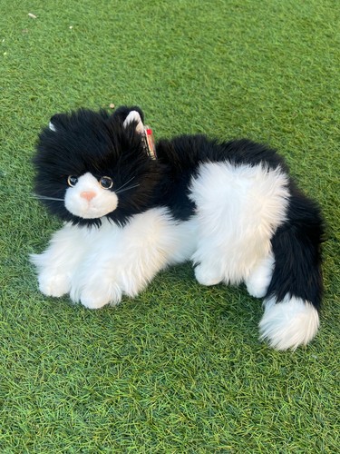 Classic black white cat - black,