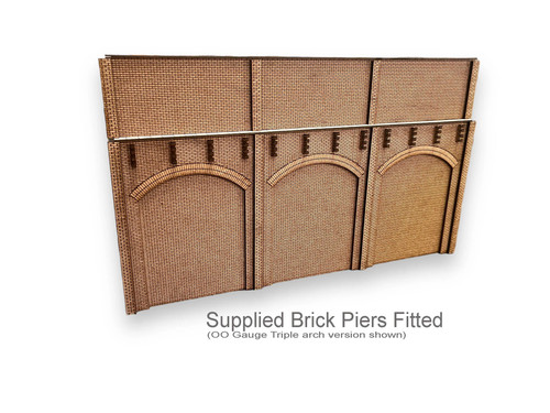 Low relief retaining wall - wall, arch