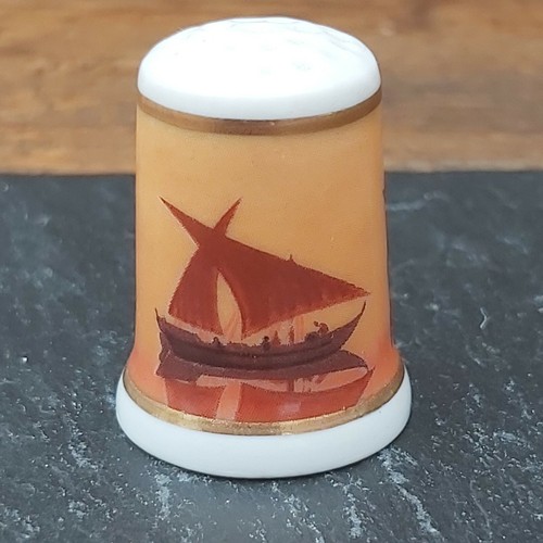 Thimbles collectors club - thimbles,