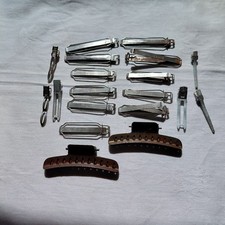 19 vintage hair curlers/clips