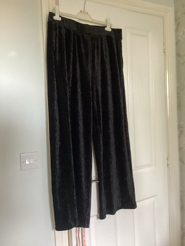 Women black trousers - women's,