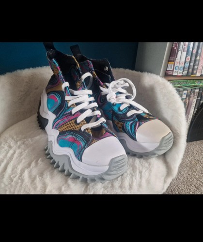Discontinued rare converse run - discontinued,