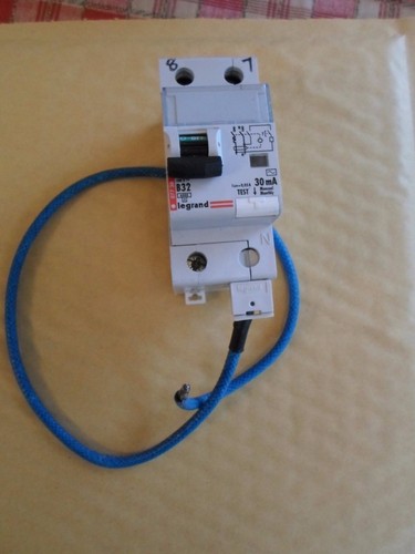 Legrand b32 amp - legrand,