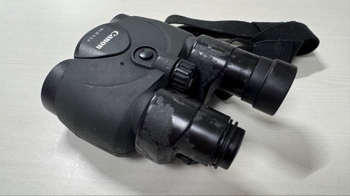 Canon 10x30 binoculars - 10x30,