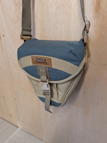 Town country camera bag - &,