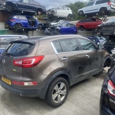 kia sportage 2010-2015 Breaking Headlight Wing Door  Gearbox 07471707474