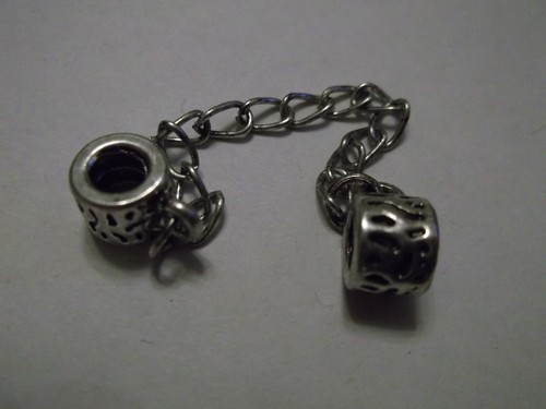Safety chain with - 2,