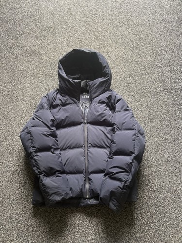 Uniqlo seemless puffer jacket - uniqlo,