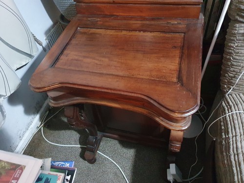 Reproduction davenport bureau - davenport,