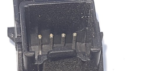 1850432 1282383 rear window