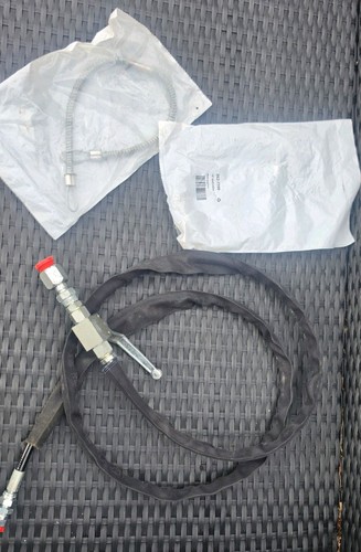Co2 liquid vapour charging - liquid, /