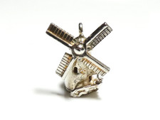 VINTAGE White Metal/Silver Rotating Sails Windmill CHARM - 2.8 grams