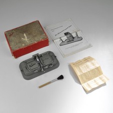 Nizo Precision Glue Press -