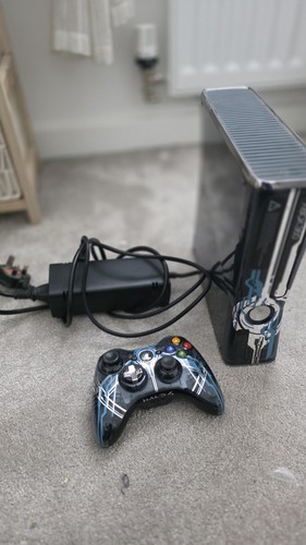 Xbox 360 slim limited edition - 360,