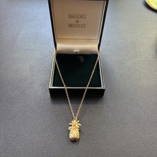 Brooks & Bentley Gold Toned Chain Pineapple Necklace Boxed. 