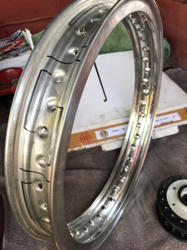 Borrani wheel rim - rim., 18
